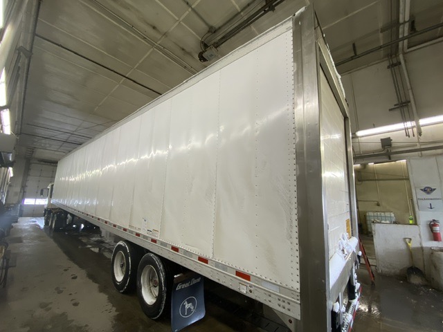 2014 Great Dane Everest reefer trailer Carrier Vector™ 8500R Refrigeration Unit (579)