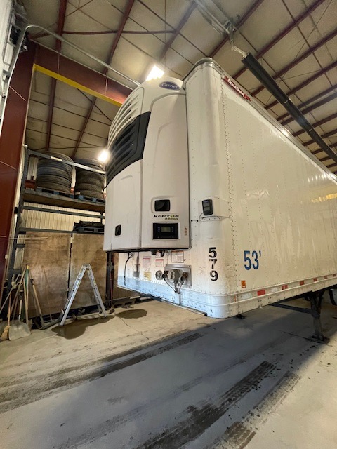 2014 Great Dane Everest reefer trailer Carrier Vector™ 8500R Refrigeration Unit (579)