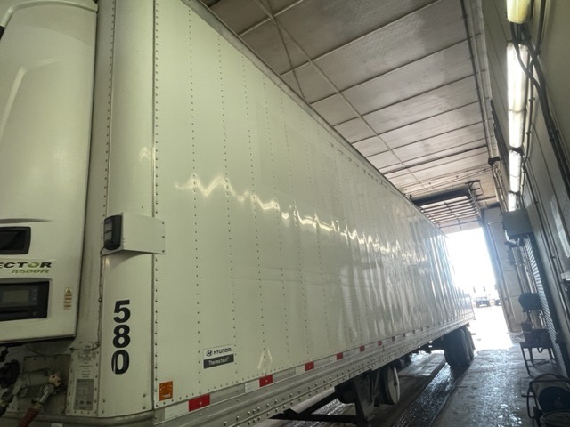 HYUNDAI TRANSLEAD Carrier Vector™ 8500R (580)