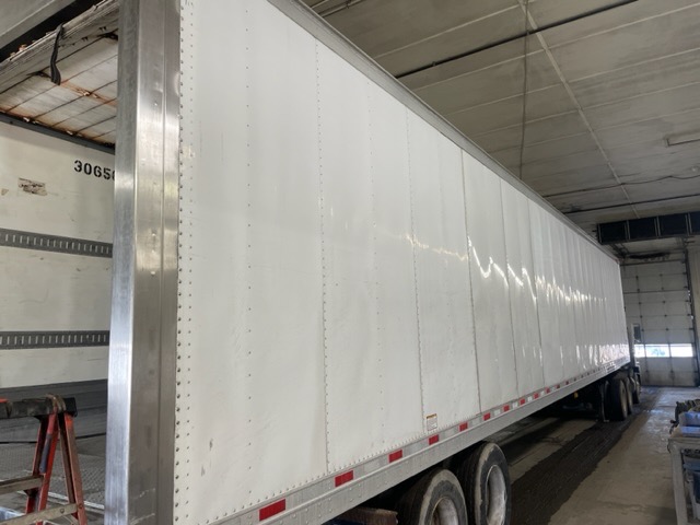 2014 Great Dane Everest reefer trailer Carrier Vector™ 8500R Refrigeration Unit (579)